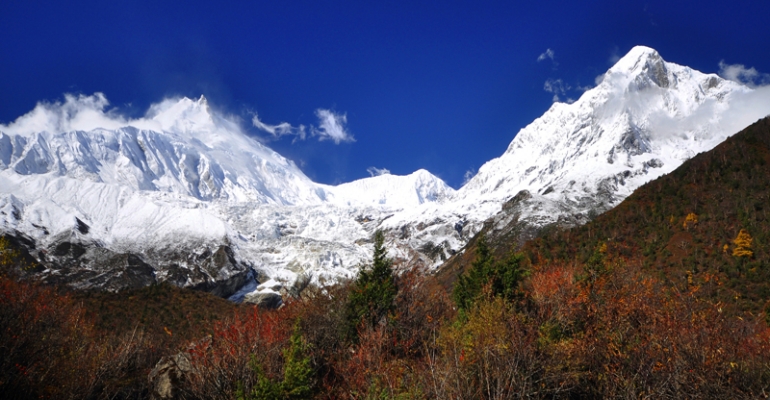 Manaslu Trekking